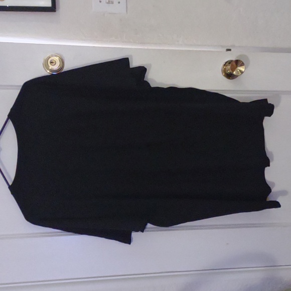 NWT Shakira Concert Tee - Picture 4 of 4